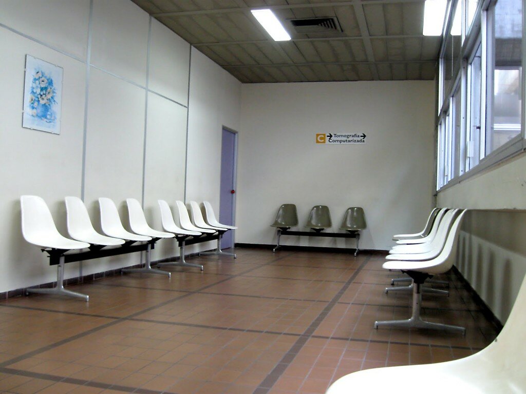 Hospital_Waiting_Room_8972