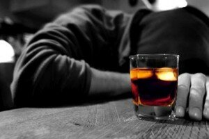 Signs-Symptoms-and-Help-for-Alcoholism-and-Alcohol-Use-Problems